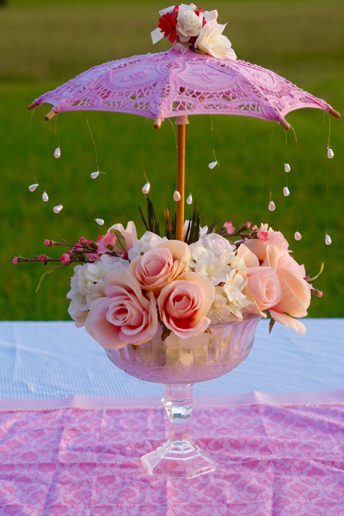 Oh So Cute Diy Parasol Garden Party Baby Shower Centerpiece