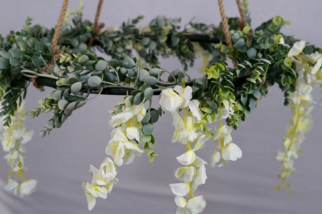 DIY Hula Hoop Romantic Floral Canopy