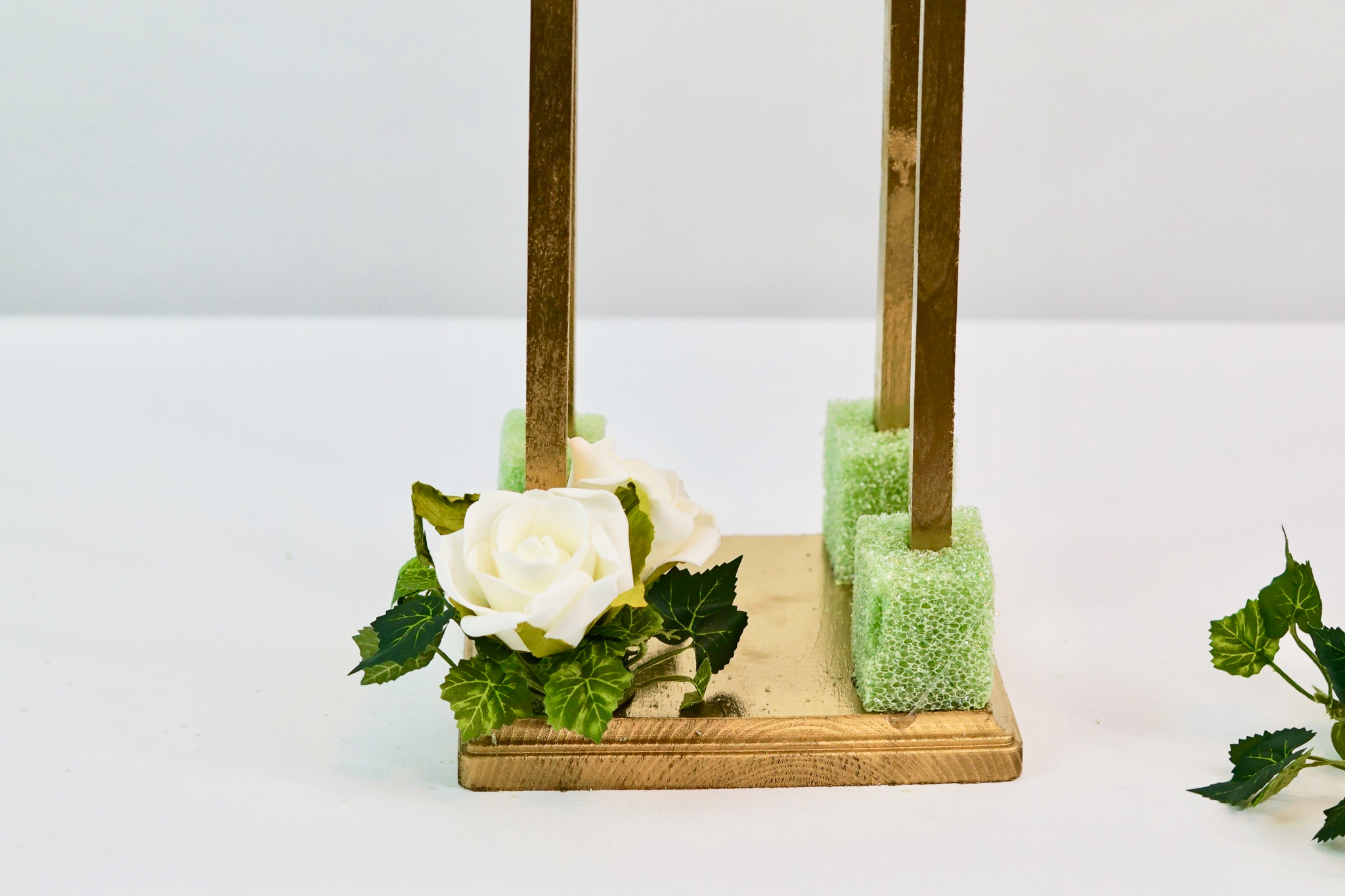 Circle Rose Garden Wedding Centerpiece 