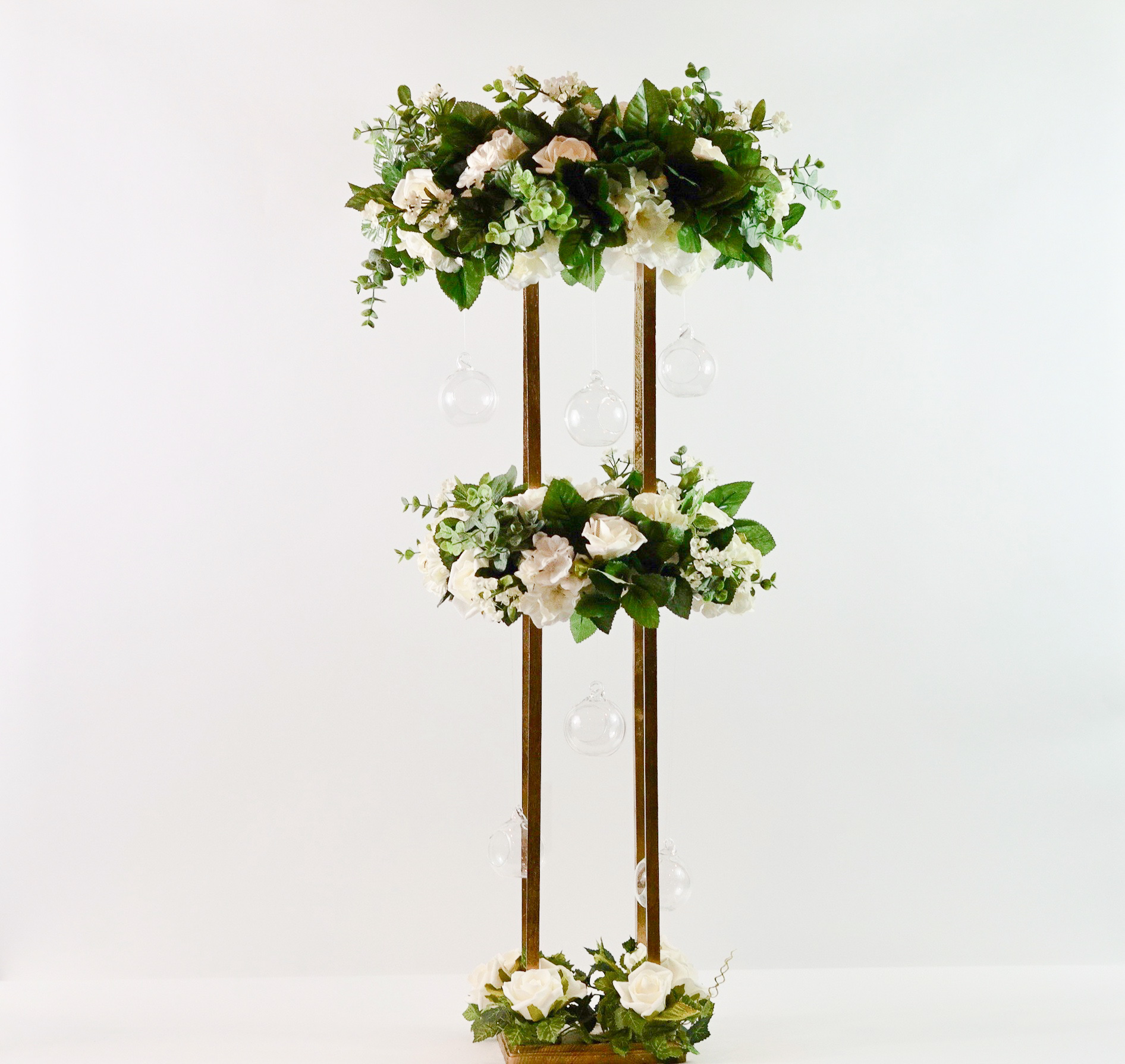 Circle Rose Garden Wedding Centerpiece 