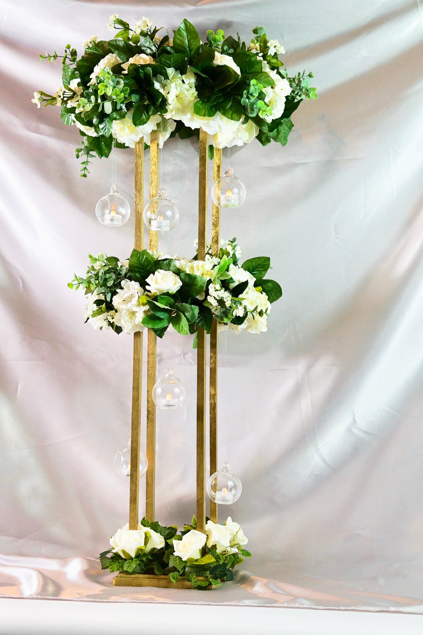 Circle Rose Garden Wedding Centerpiece 