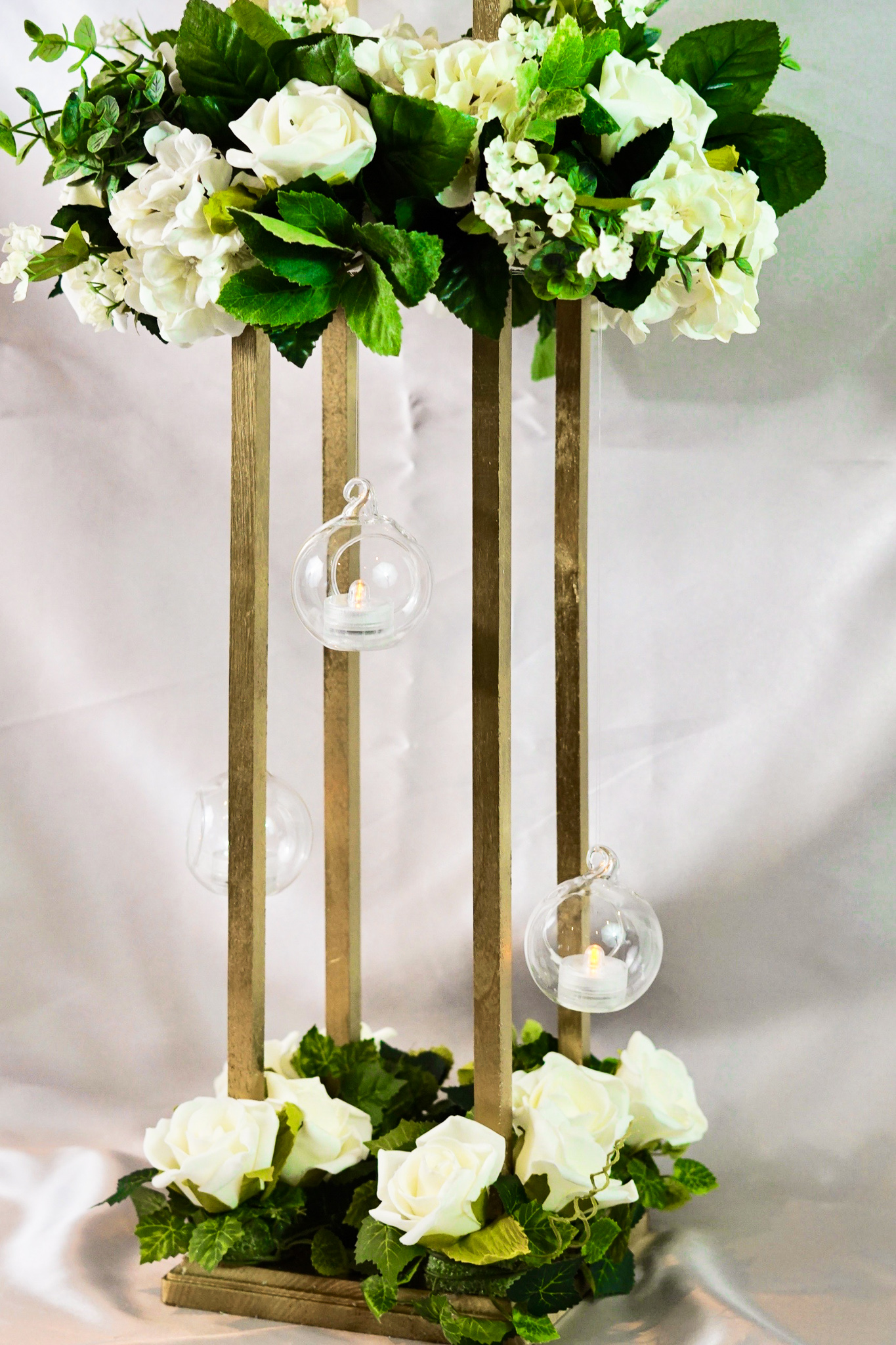 Circle Rose Garden Wedding Centerpiece 