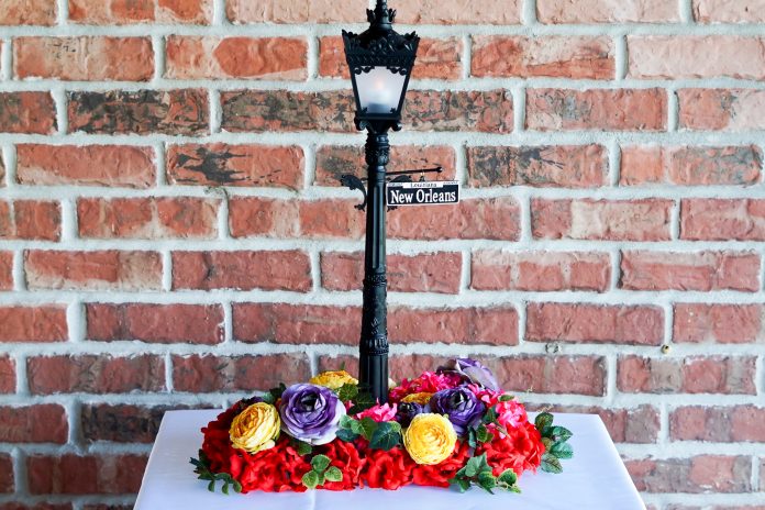 DIY New Orleans Wedding Centerpiece