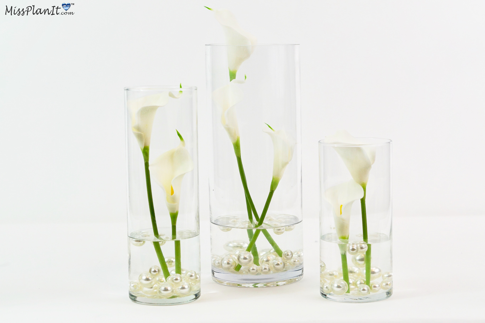 Elegant Pearl and Calla Lily Wedding Centerpiece