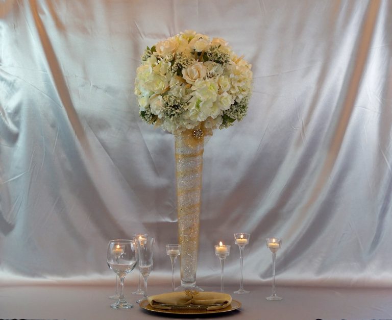 DIY Glam Gold Wedding Centerpiece with Hydrangeas and Babies Breath