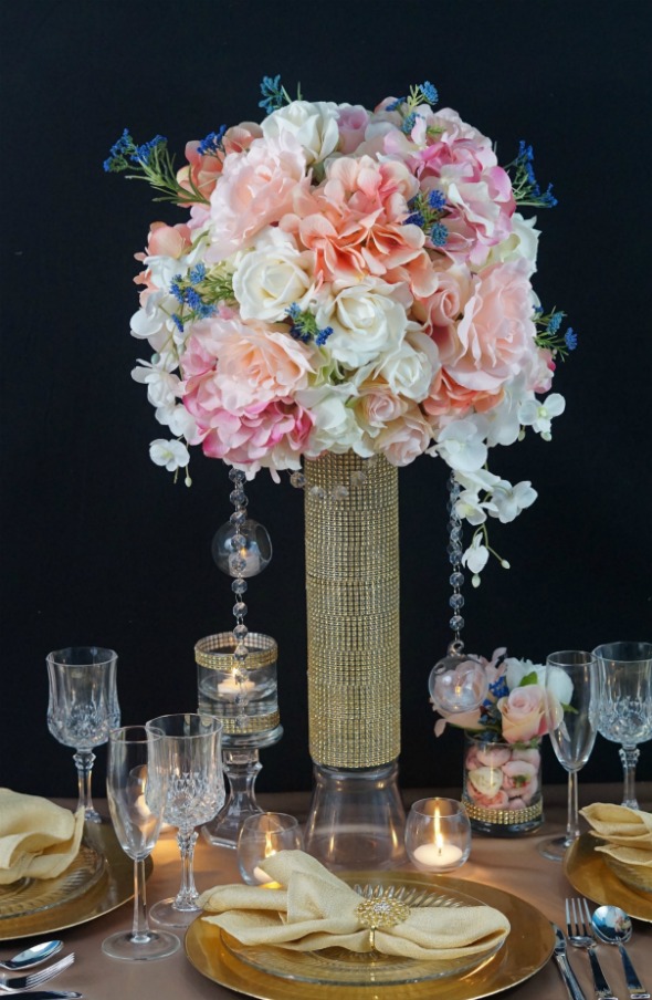 Elegant Wedding Centerpieces on a Budget