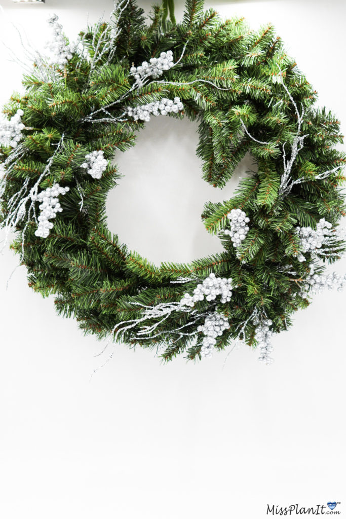 White Christmas Wreath