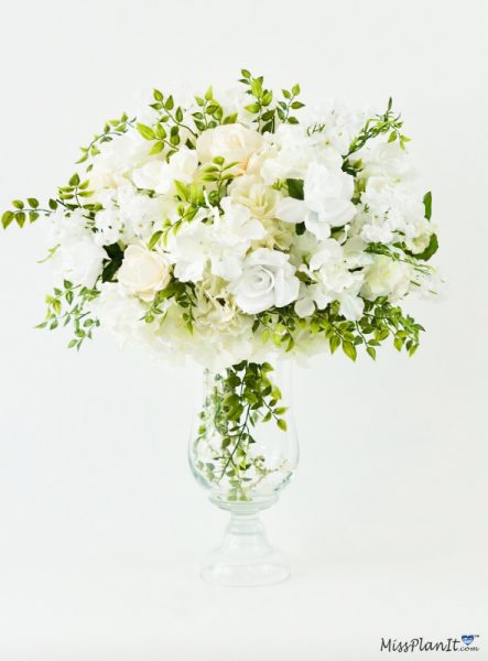 Elegant Rose Wedding Centerpiece