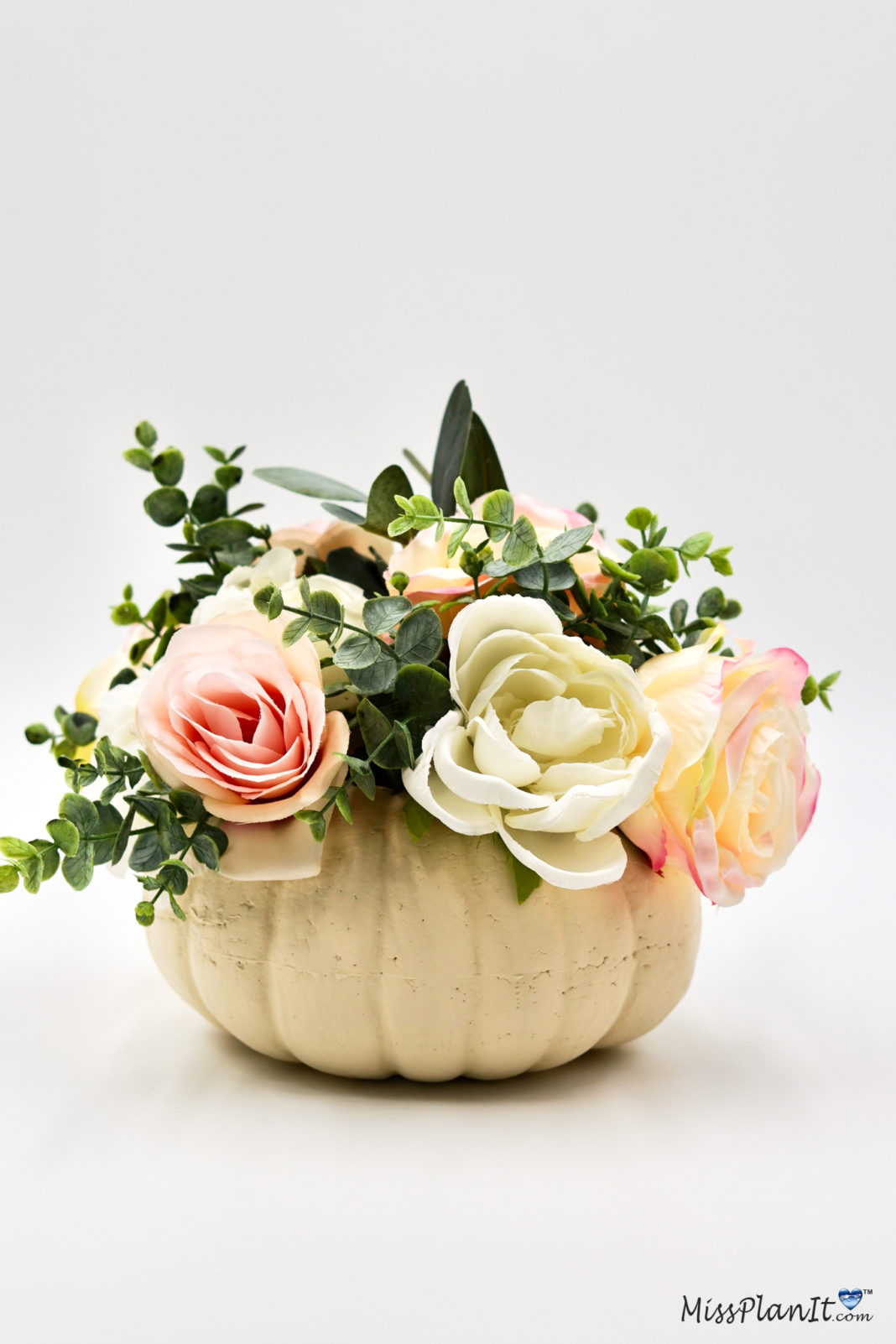 DIY Pumpkin Fall Wedding Centerpiece in 3 Easy Steps